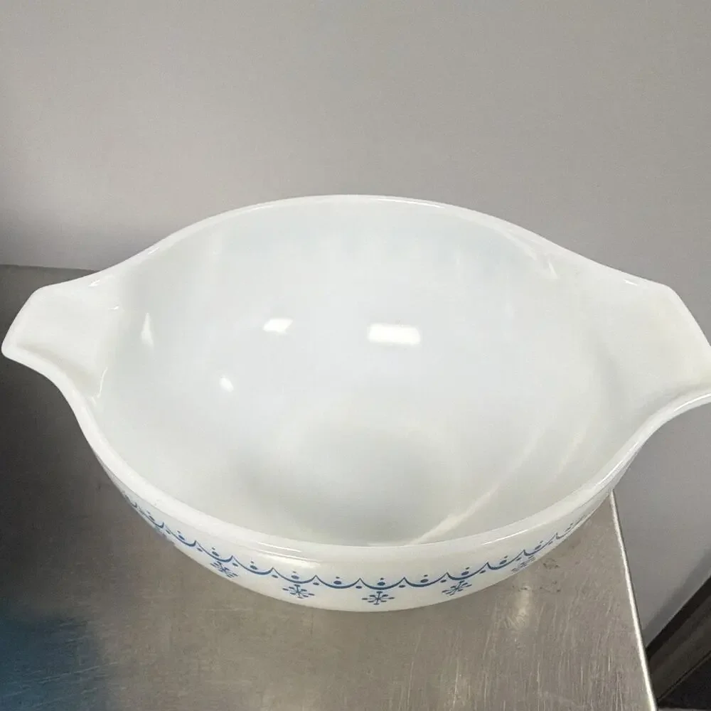 3 Vintage PYREX Cinderella Blue Garland SNOWFLAKE 441 443 444 Mixing Bowls Set